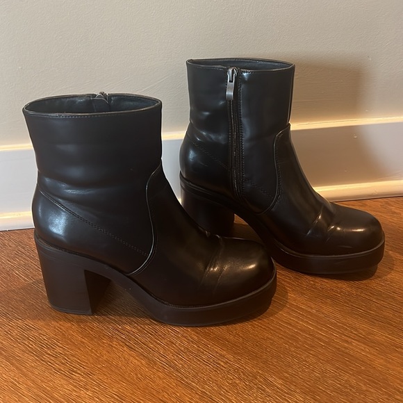 Madden Girl Tornnado Booties - Picture 4 of 7